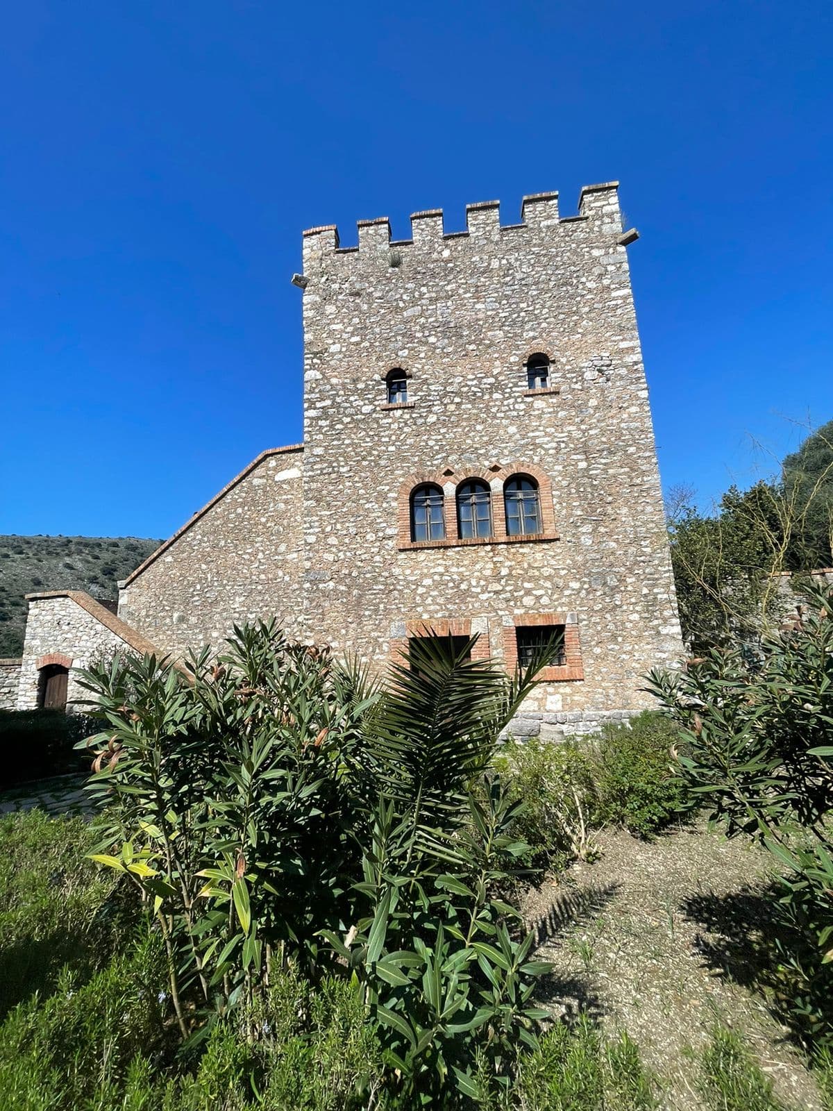 Historische Festungsmauern in Butrint